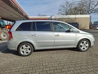 Gebraucht Opel Zafira 116 PS (85 kW) 2010 Silber Van / Kleinbus