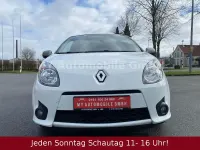 Gebraucht Renault Twingo Night&Day 75 PS (55 kW) 2011 Weiß Kleinwagen