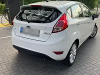 Gebraucht Ford Fiesta SE 121 PS (88 kW) 2013 Weiß Limousine