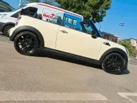 Gebraucht Mini Cooper Cabriolet 122 PS (89 kW) 2011 Pepper white Cabrio