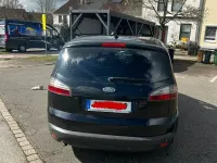 Gebraucht Ford S-MAX Ambiente 140 PS (102 kW) 2008 Schwarz Van / Kleinbus