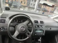 Gebraucht VW Touran 140 PS (102 kW) 2011 Schwarz Van / Kleinbus