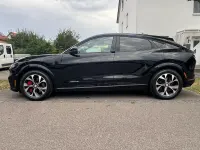 Gebraucht Ford Mustang Mach-E 197 kW (269 PS) 2022 Schwarz SUV