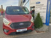 Gebraucht Ford Tourneo Titanium 131 PS (96 kW) 2021 Rot Van / Kleinbus