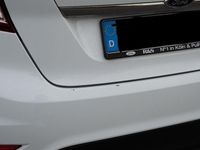 Gebraucht Ford Fiesta Titanium 82 PS (60 kW) 2013 Weiß Limousine