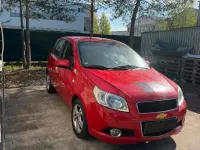 Gebraucht Chevrolet Aveo 90 PS (66 kW) 2010 Rot Kleinwagen