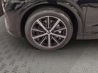 Neu Audi e-tron 210 kW (286 PS) 2026 Mythosschwarz metallic SUV