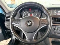 Gebraucht BMW 118 143 PS (105 kW) 2011 Schwarz Kleinwagen