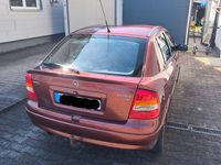 Second-hand Opel Astra 84 CP (61 kW) 2001 Roșu Berlinǎ