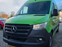 Gebraucht Mercedes Sprinter 170 PS (125 kW) 2023 Grün Van