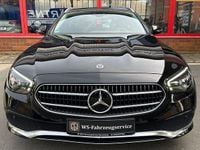 Gebraucht Mercedes E300 Avantgarde 194 PS (142 kW) 2022 Schwarz Limousine