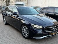 Gebraucht Mercedes E200 160 PS (117 kW) 2020 Blau Kombi