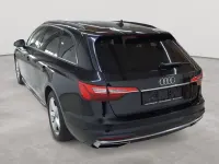 Gebraucht Audi A4 Advanced 163 PS (119 kW) 2023 Schwarz Kombi
