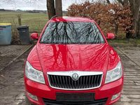 Gebraucht Skoda Octavia Elegance 160 PS (117 kW) 2009 Rot Kombi