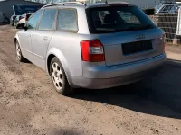 Gebraucht Audi A4 105 PS (77 kW) 2003 Blau Kombi