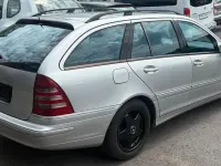 Gebraucht Mercedes C220 Avantgarde 143 PS (105 kW) 2001 Silber Limousine