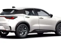 Neu Lexus LBX 136 PS (100 kW) 2026 Titaniumweiss metallic SUV