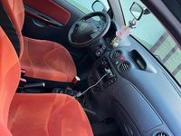 Gebraucht Citroën C2 73 PS (53 kW) 2005 Schwarz Kleinwagen