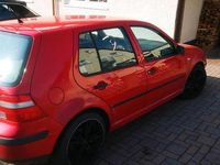 Second-hand VW Golf IV 75 CP (55 kW) 2004 Roșu Berlinǎ