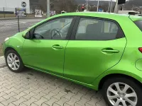 Occasion Mazda 2 75 ch (55 kW) 2011 Vert Citadine
