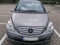 Second-hand Mercedes E200 193 CP (141 kW) 2007 Gri Berlinǎ