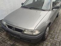 Second-hand Opel Astra 101 CP (74 kW) 1995 Gri Berlinǎ