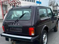Gebraucht Lada niva 83 PS (61 kW) 2018 Violet SUV