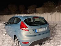 Gebraucht Ford Fiesta 90 PS (66 kW) 2009 Blau Kleinwagen