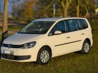 Gebraucht VW Touran Comfortline 105 PS (77 kW) 2012 Weiß Van / Kleinbus