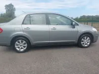 Gebraucht Nissan Tiida Acenta 110 PS (80 kW) 2008 Silber Limousine