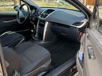 Gebraucht Peugeot 207 120 PS (88 kW) 2009 Schwarz Limousine