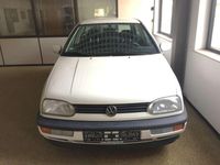 Gebraucht VW Golf III 90 PS (66 kW) 1992 Weiß Kleinwagen