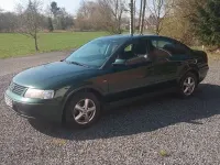 Gebraucht VW Passat Basis 101 PS (74 kW) 1998 Grün Limousine