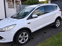 Gebraucht Ford Kuga 140 PS (102 kW) 2014 Weiß SUV