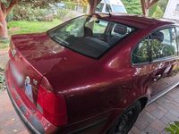 Gebraucht VW Passat 125 PS (91 kW) 1997 Rot Limousine