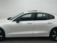 Gebraucht Volvo S60 Plus 455 PS (334 kW) 2025 Crystal white pearl (metallic) Limousine