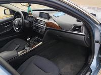 Gebraucht BMW 320 163 PS (119 kW) 2014 Grau Kombi