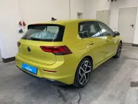 Gebraucht VW Golf VIII Life 150 PS (110 kW) 2020 Gelb Limousine