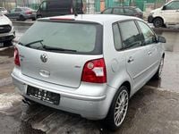 Gebraucht VW Polo Highline 75 PS (55 kW) 2002 Silber Kleinwagen