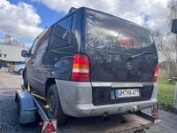 Gebraucht Mercedes Vito 122 PS (89 kW) 2003 Schwarz Van