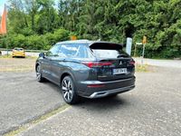 Neu Mitsubishi Outlander P-HEV Top 306 PS (225 kW) 2025 Schwarz SUV