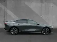 Neu Mazda 6e Takumi-Line 189 kW (258 PS) 2026 Grau Limousine