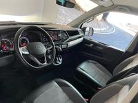 Gebraucht VW Multivan Generation Six 204 PS (150 kW) 2022 Starlight blue metallic Van