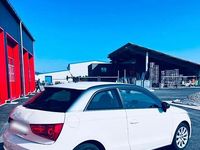 Gebraucht Audi A1 85 PS (62 kW) 2011 Weiß Kleinwagen