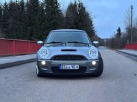 Usata Mini Cooper S 231 CV (169 kW) 2004 Grigio Utilitaria