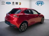 Gebraucht Mazda 2 Sports-Line 90 PS (66 kW) 2015 Rot Limousine