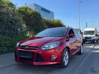 Gebraucht Ford Focus 149 PS (109 kW) 2013 Rot Kombi