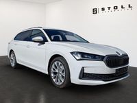 Gebraucht Skoda Superb Selection 150 PS (110 kW) 2024 Weiss Kombi