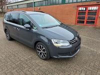 Gebraucht VW Sharan Comfortline 150 PS (110 kW) 2018 Grau Van / Kleinbus