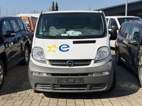 Gebraucht Opel Vivaro 101 PS (74 kW) 2006 Casabl/arctic/eisweiss/kaolin Van / Kleinbus